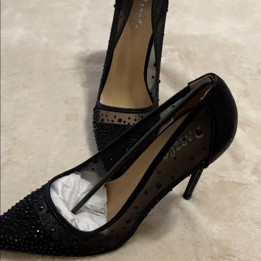 Shoes - Picture 2 of 8